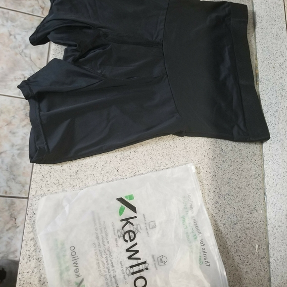 Compression shorts - Picture 2 of 2